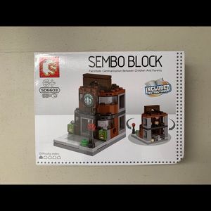 Sealed NWOT Lego type building block for 6+. BEAT THE CHRISTMAS RUSH